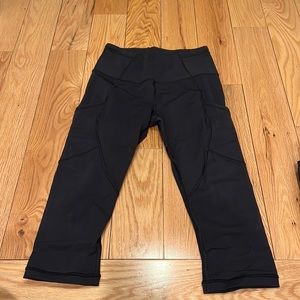 Lululemon black capris worn one time